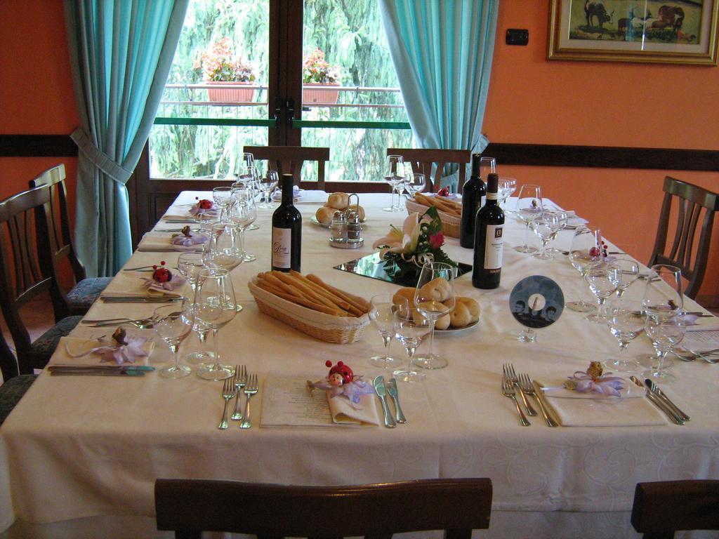 L'Incontro Hotel Alice Superiore Luaran gambar